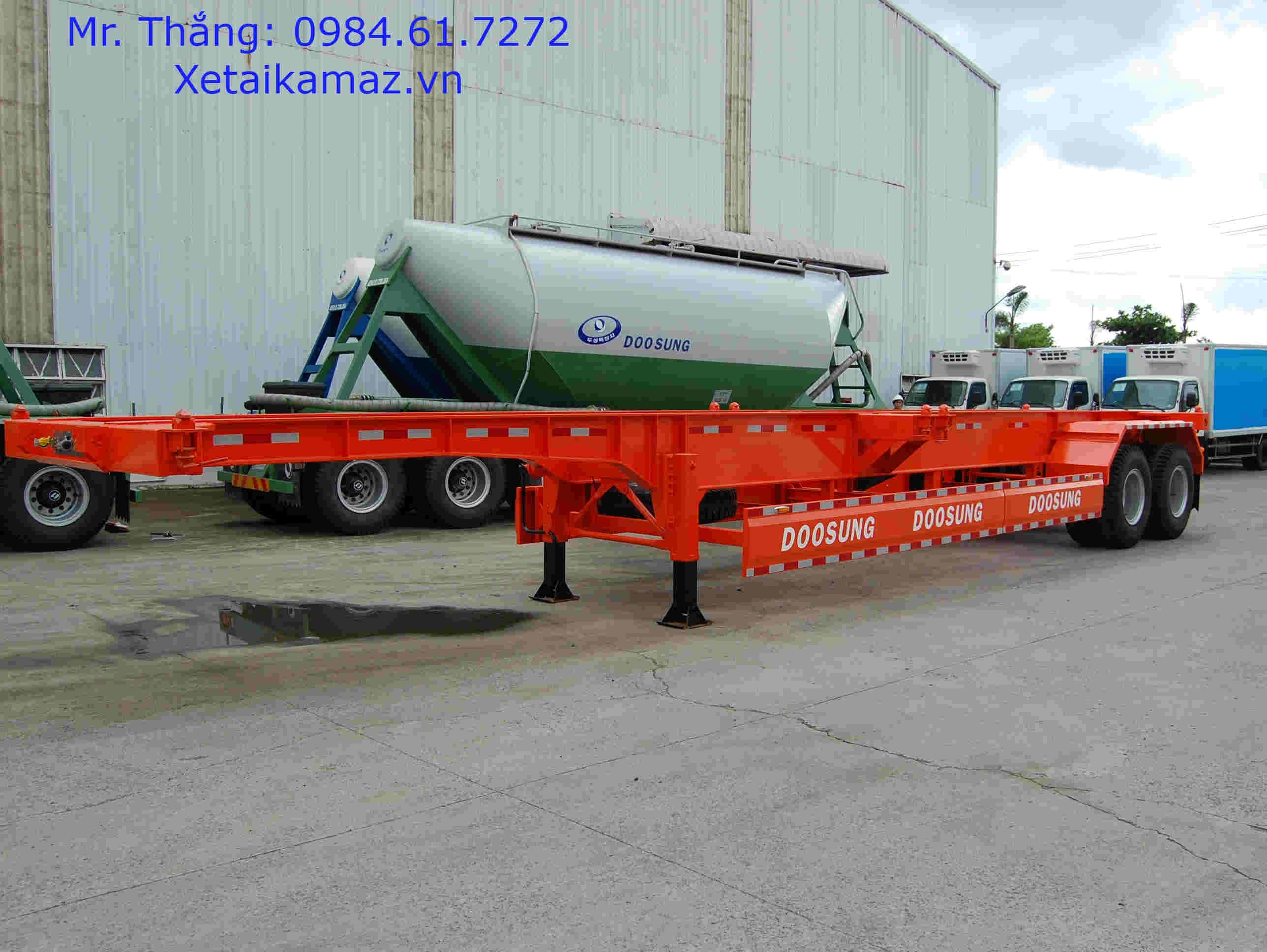 ROMOOC XƯƠNG DOOSUNG 3 TRỤC 40 FEET TẢI 38.680 KG 8 KHÓA GÙ 2022