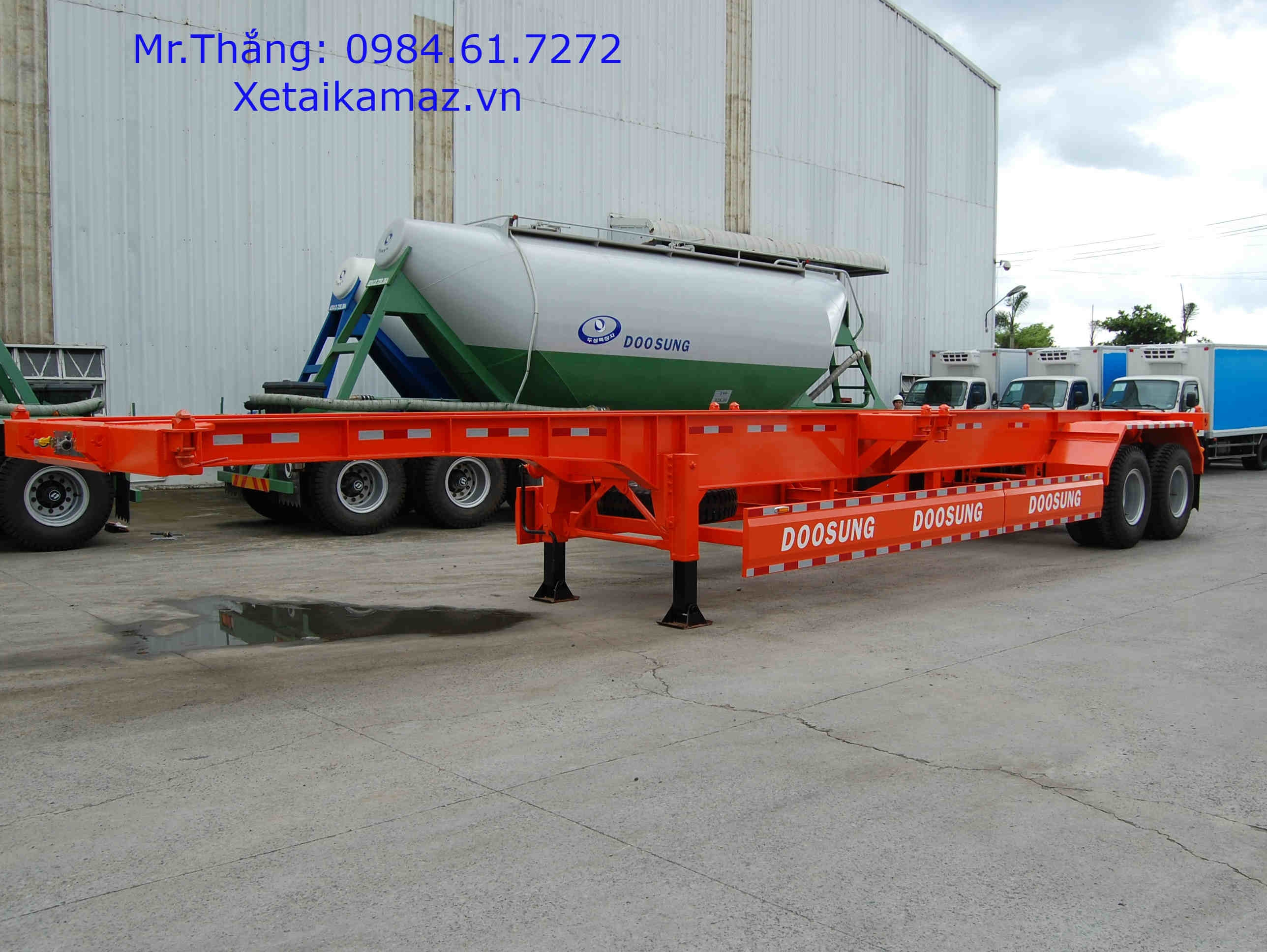ROMOOC XƯƠNG DOOSUNG 3 TRỤC 40 FEET TẢI 38.680 KG 8 KHÓA GÙ 2022