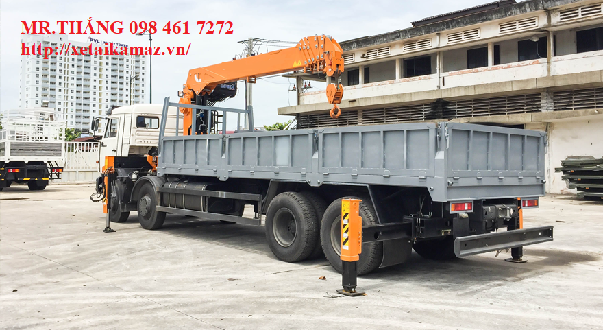 XE TẢI KAMAZ 4 CHÂN 6540 (8X4) GẮN CẨU HKTC HLC 7016L ( HÀN QUỐC ) 7 TẤN