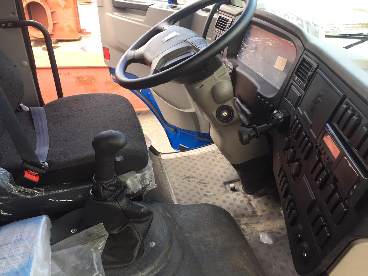 XE BEN KAMAZ 65201 (8x4) 4 CHÂN EURO 5 | THÙNG BEN 12 KHỐI | XE BEN KAMAZ 20 TẤN