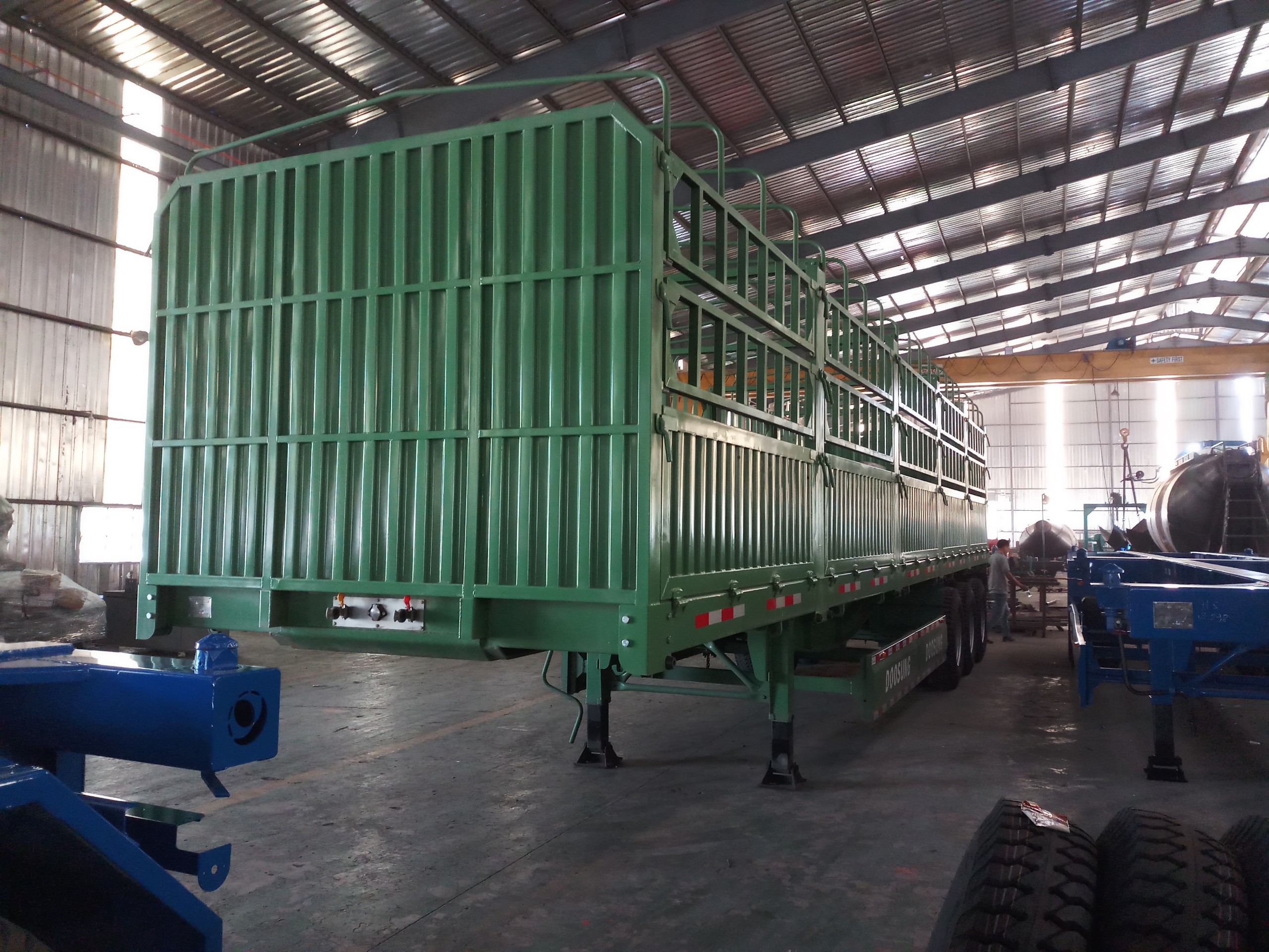 ROMOOC LỒNG MUI BẠT DOOSUNG 3 TRỤC 40 FEET TẢI 30.200 KG 2022