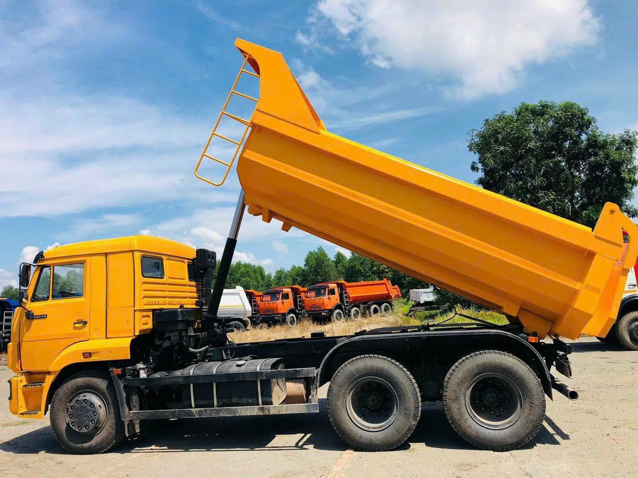 XE BEN KAMAZ 65115 (6x4) 3 CHÂN EURO 4 | THÙNG BEN 10 KHỐI | XE BEN KAMAZ 14 TẤN